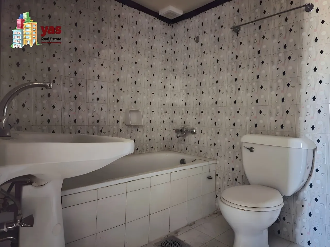 Chalet for Sale in Faraya - 2 bed, 1 bath