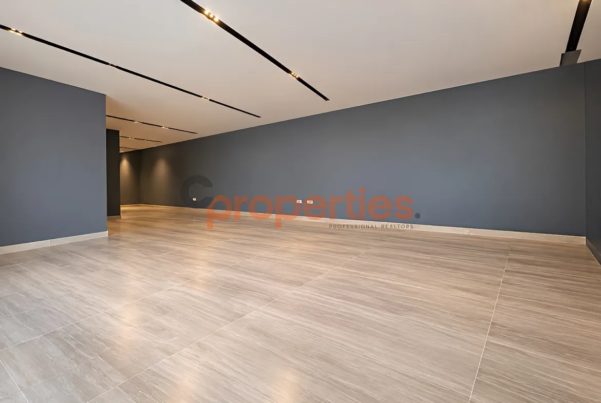 Shop for Rent in Verdun
