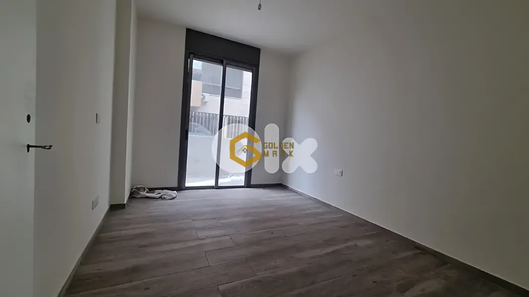 Apartment for Sale in Mazraat Yachoua - 3 bed, 3 bath