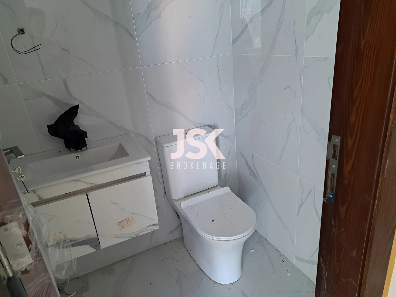 Apartment for Sale in Hosrayel