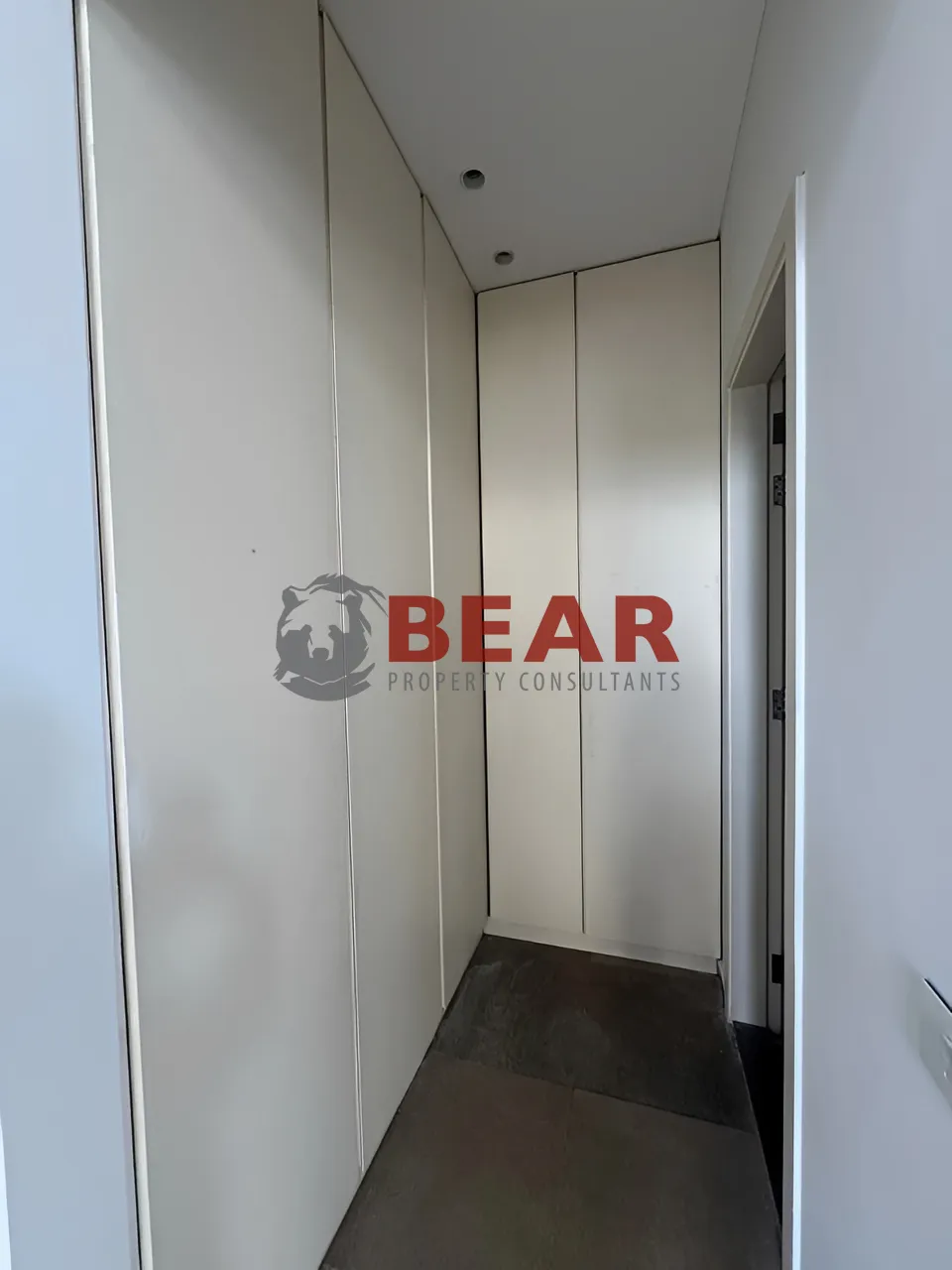 Loft for sale in Jisr El Watti, Lebanon
