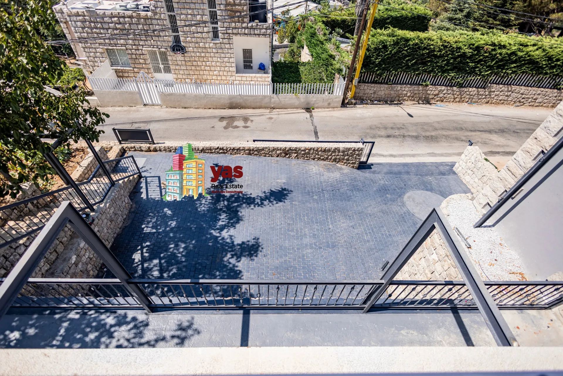 Villa for Sale in Ashqout