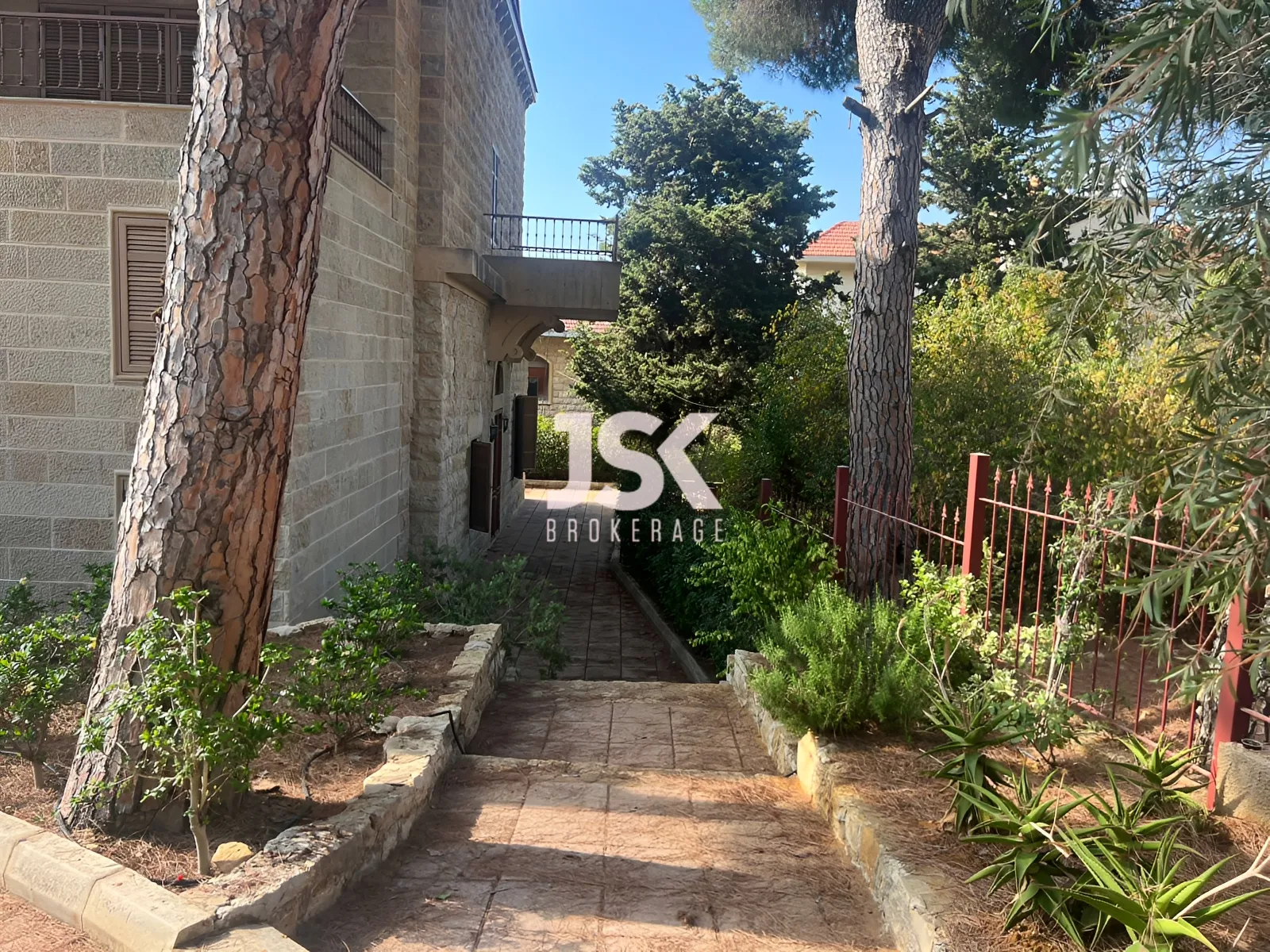 Villa for Sale in Souq El Gharb