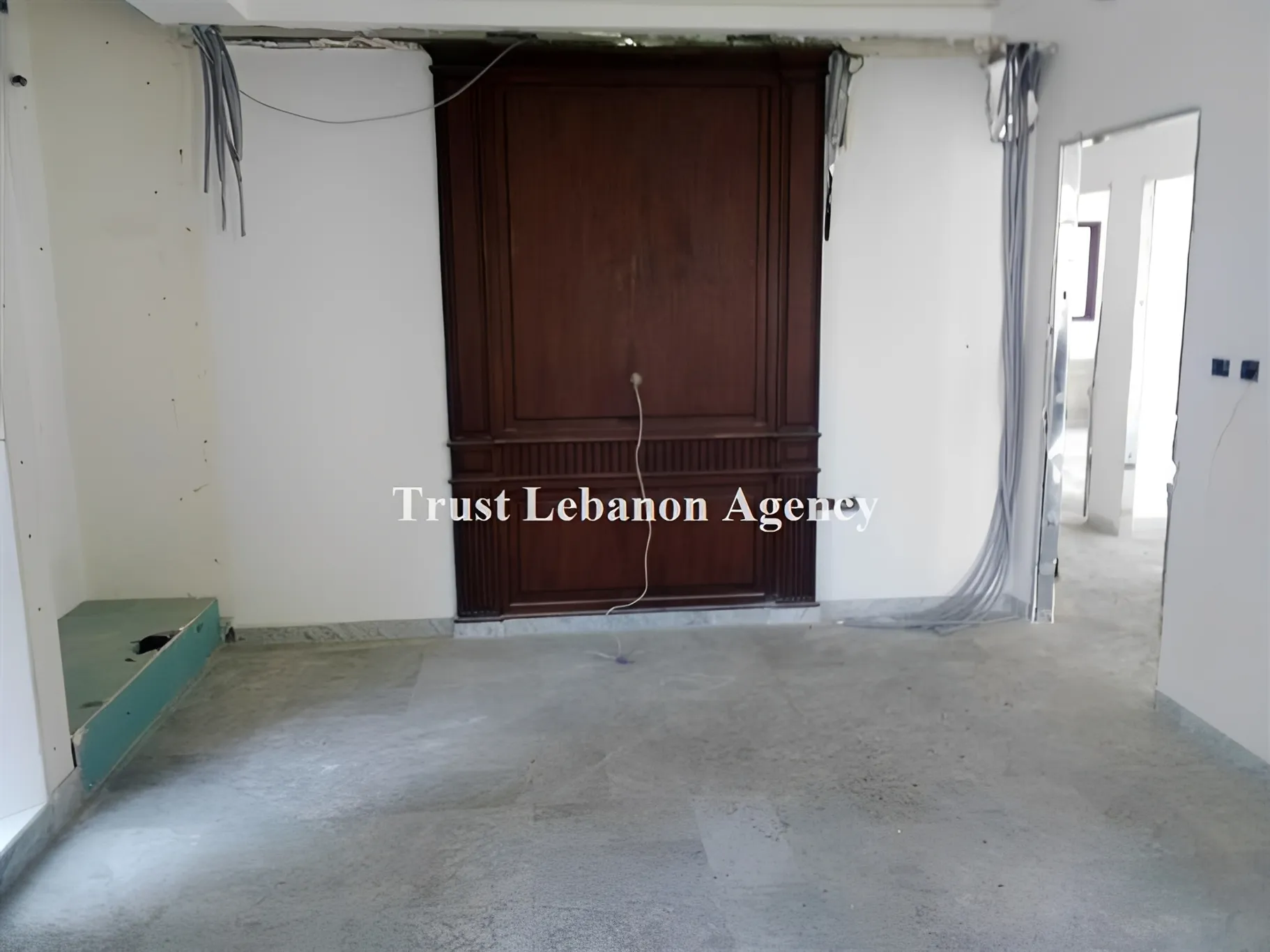 Office for rent in Beirut, Mar Elias