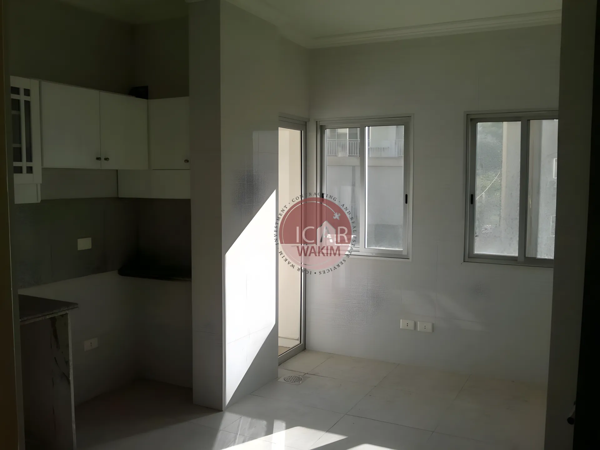Apartment for Sale in Adonis - 3 bed, 3 bath