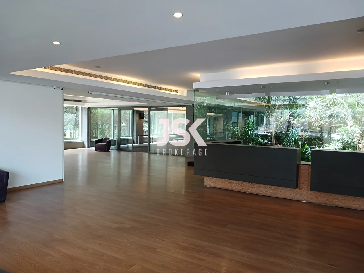 Office for Rent in Horch Tabet