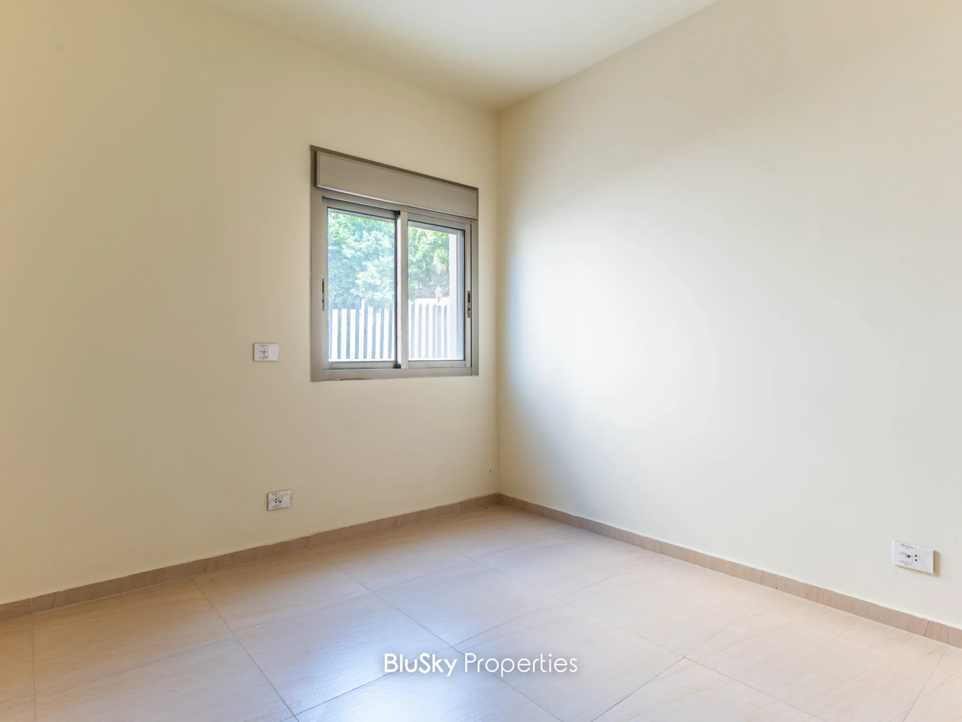 Apartment for sale in Qornet el hamra, lebanon