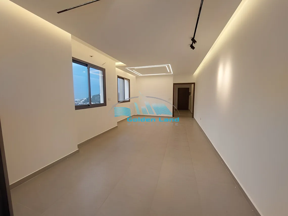 Apartment for Sale in Zikrit, Lebanon - 3 bed, 2 bath