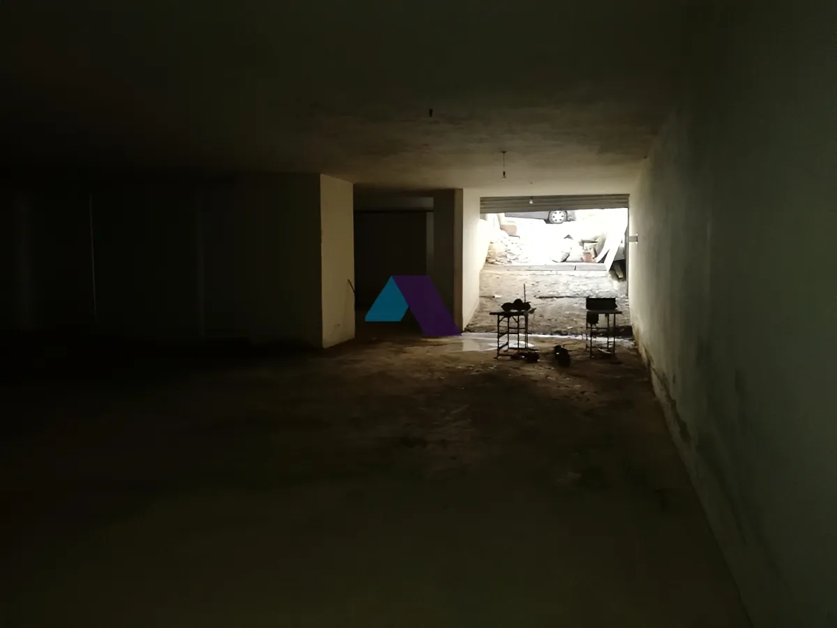 Warehouse for sale in Bsaba