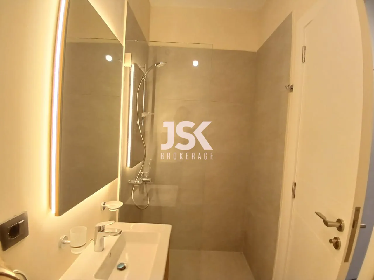 Apartment for Rent in Roumieh