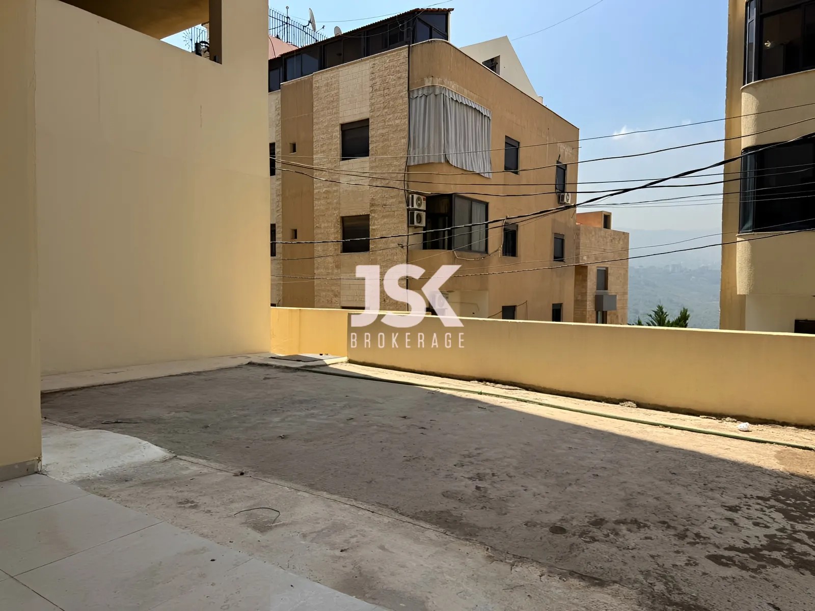 Apartment for Sale in Mansourieh - 2 bed, 3 bath