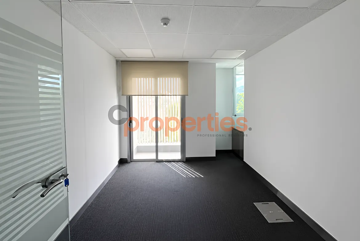 Commercial Building for Rent in Dekwaneh