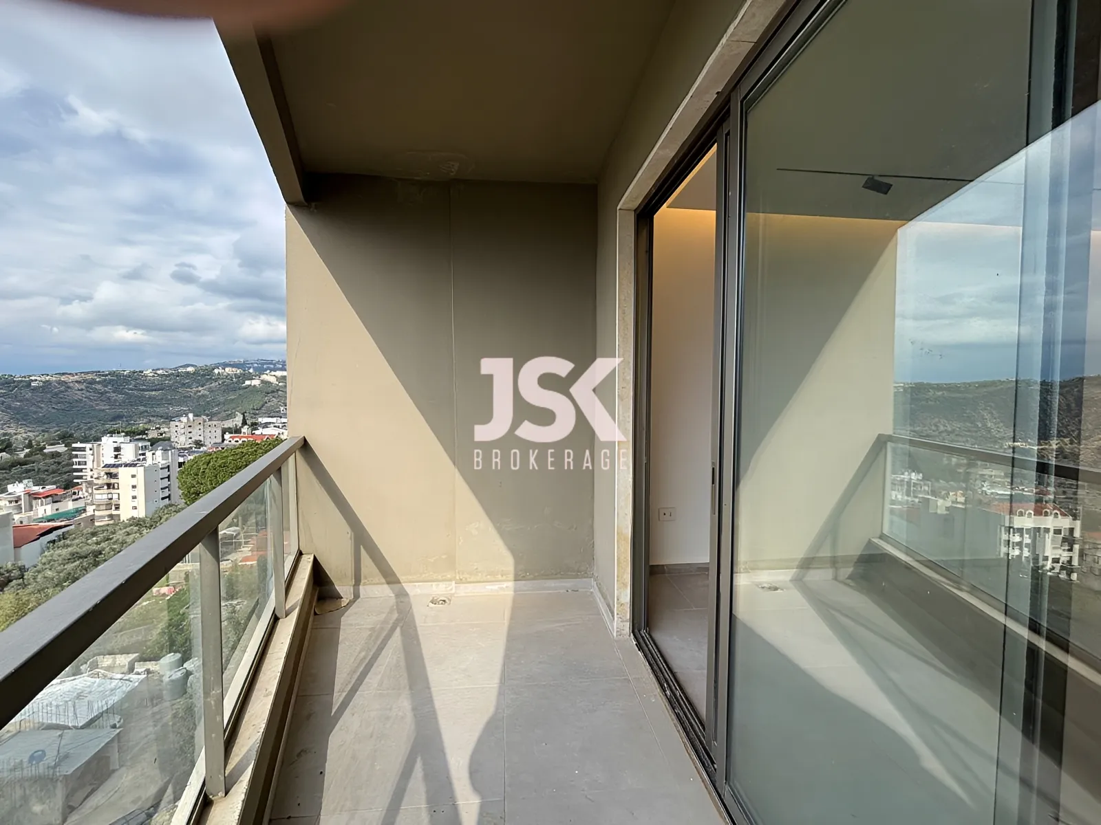 Apartment for Sale in Zikrit