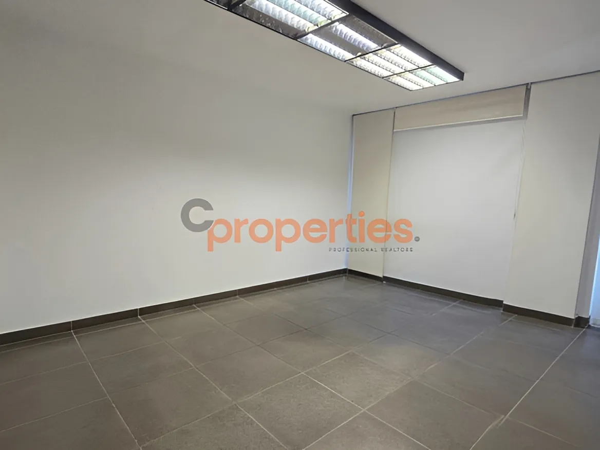 Office for Rent in Forn El Chebbak