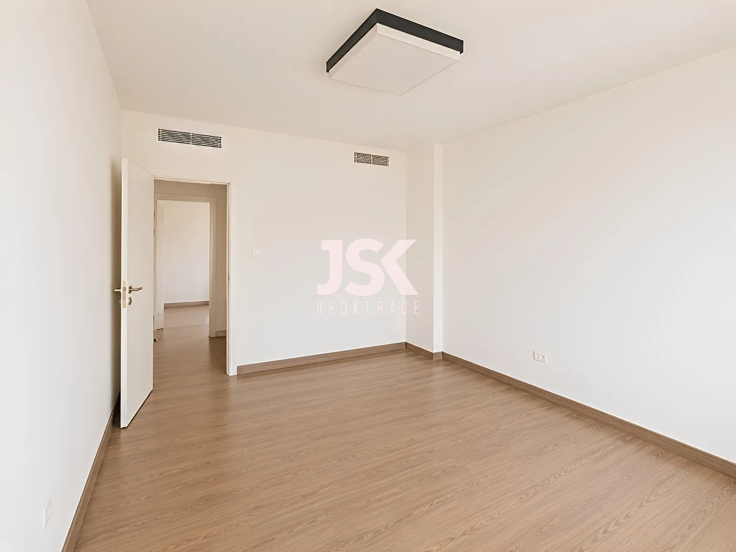 Office for Rent in Badaro