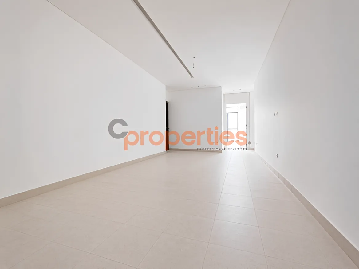 Apartment for Sale in Jnah - 3 bed, 5 bath