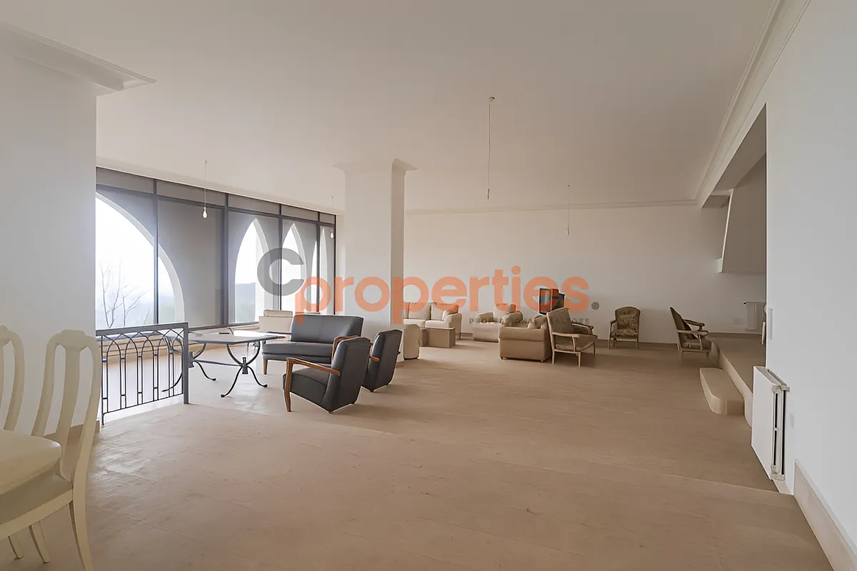 Villa for Sale in Adma w Dafnah - 6 bed, 7 bath