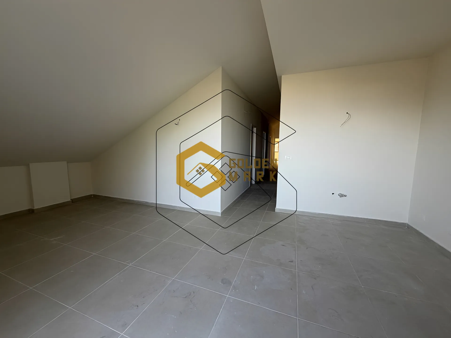Duplex for Sale in Safra
