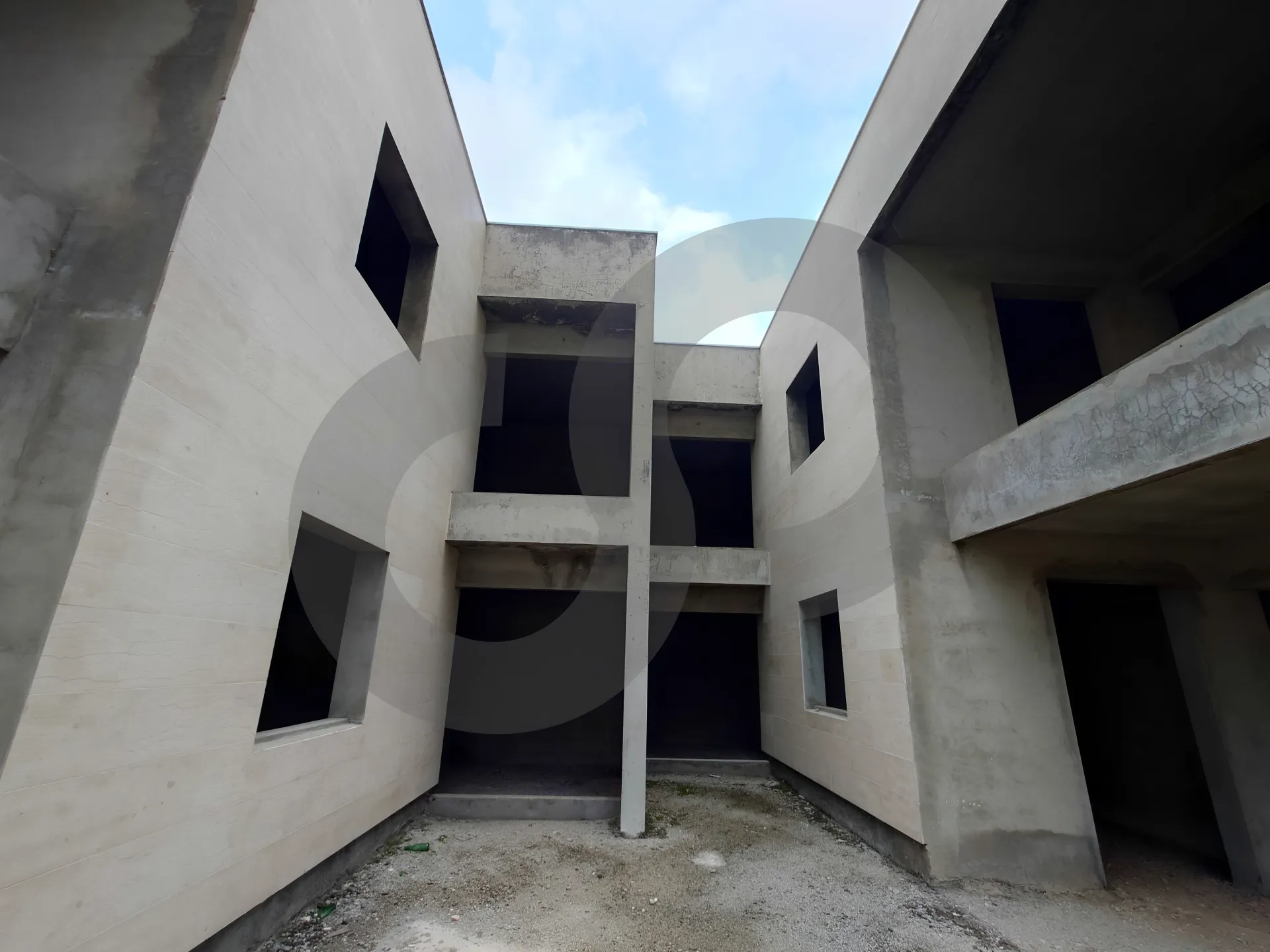 Building for Sale in Zgharta Town