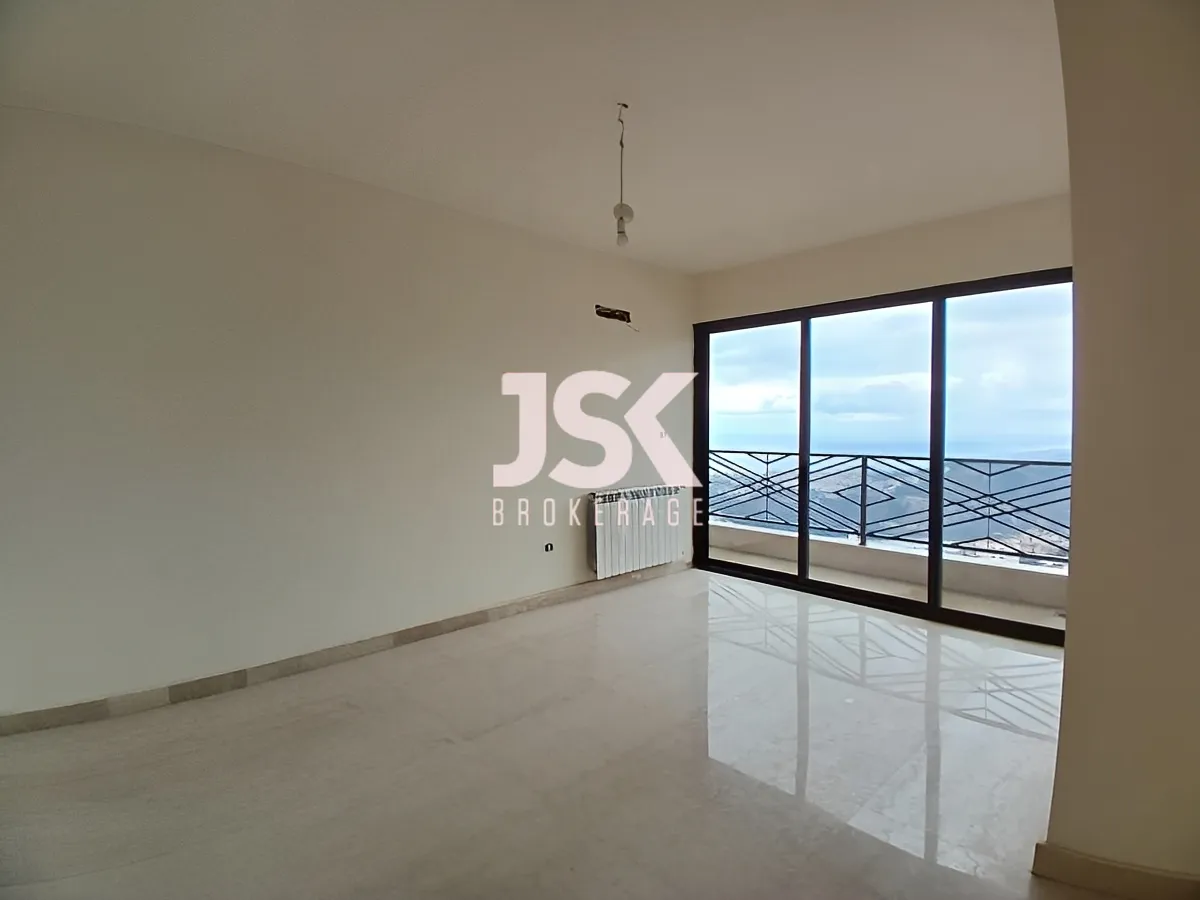 Apartment for Sale in Mazraat Yachoua, Lebanon - 4 bed, 4 bath