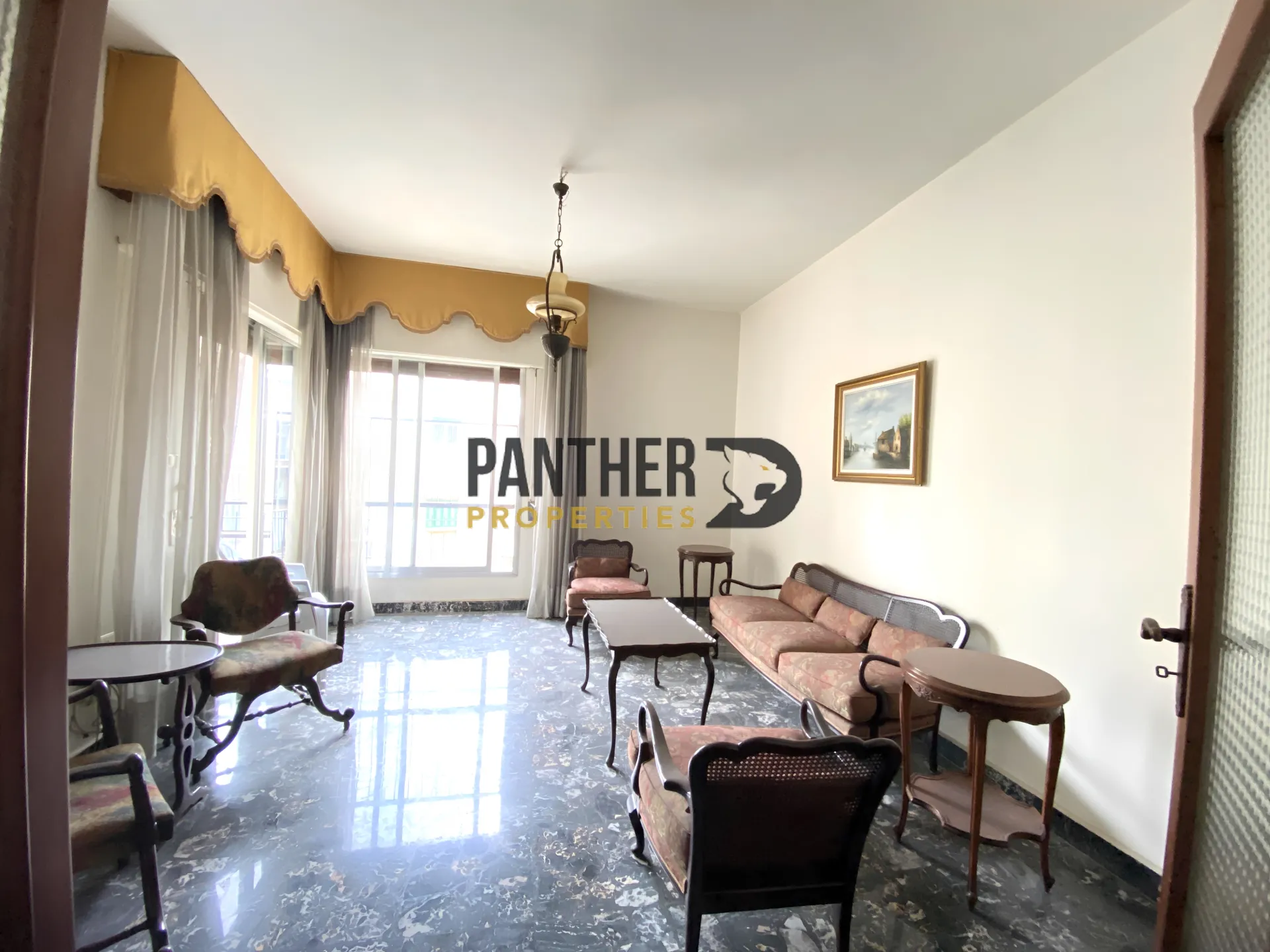 Apartment for sale in Achrafieh - 3 bed, 4.0 bath