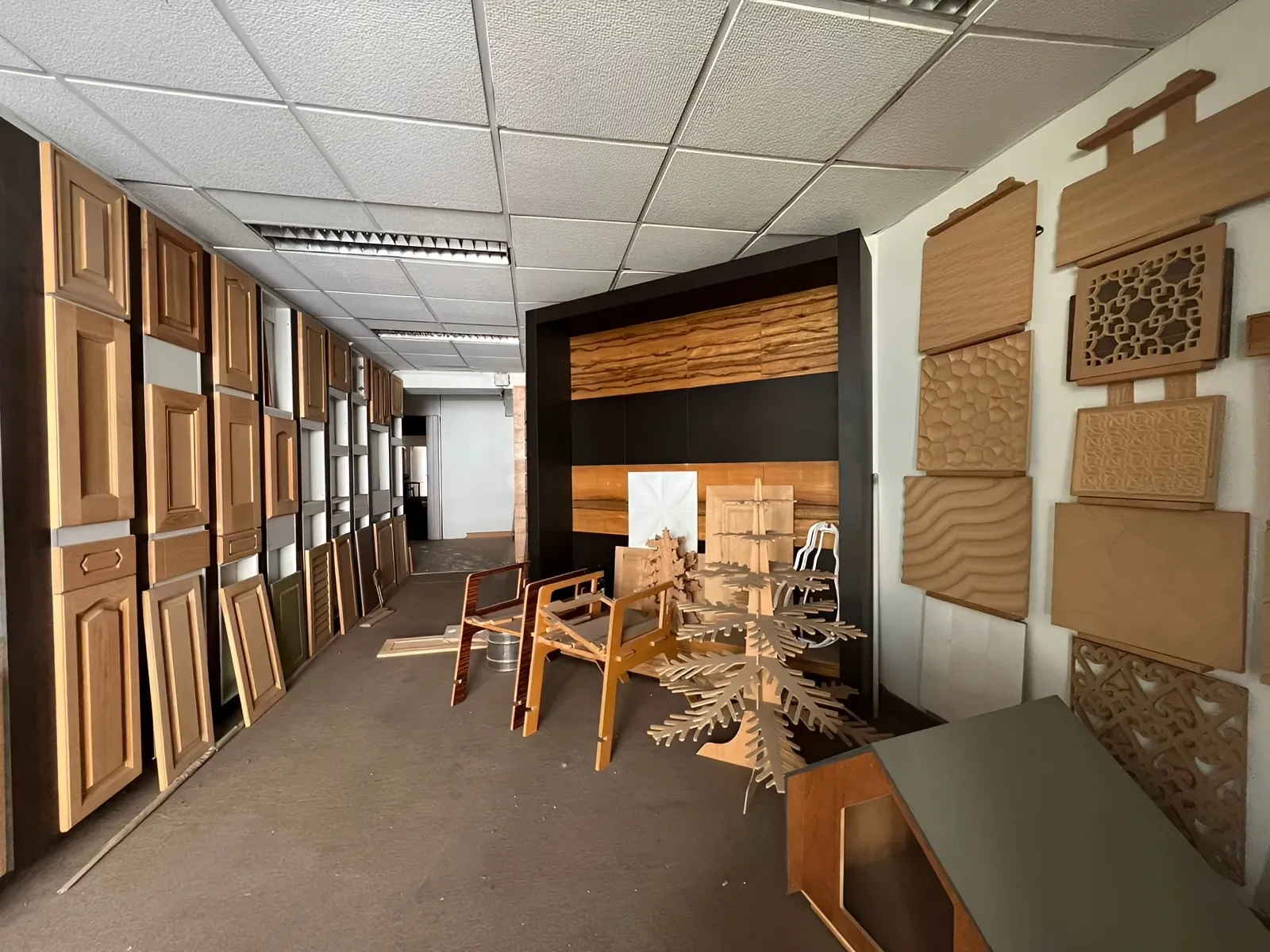 Office for rent in Fanar
