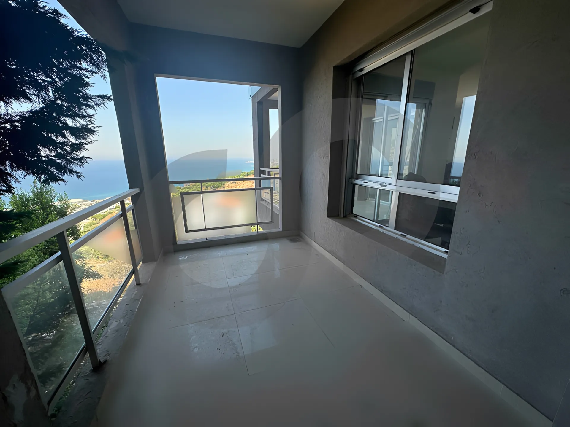 Apartment for Rent in Halat