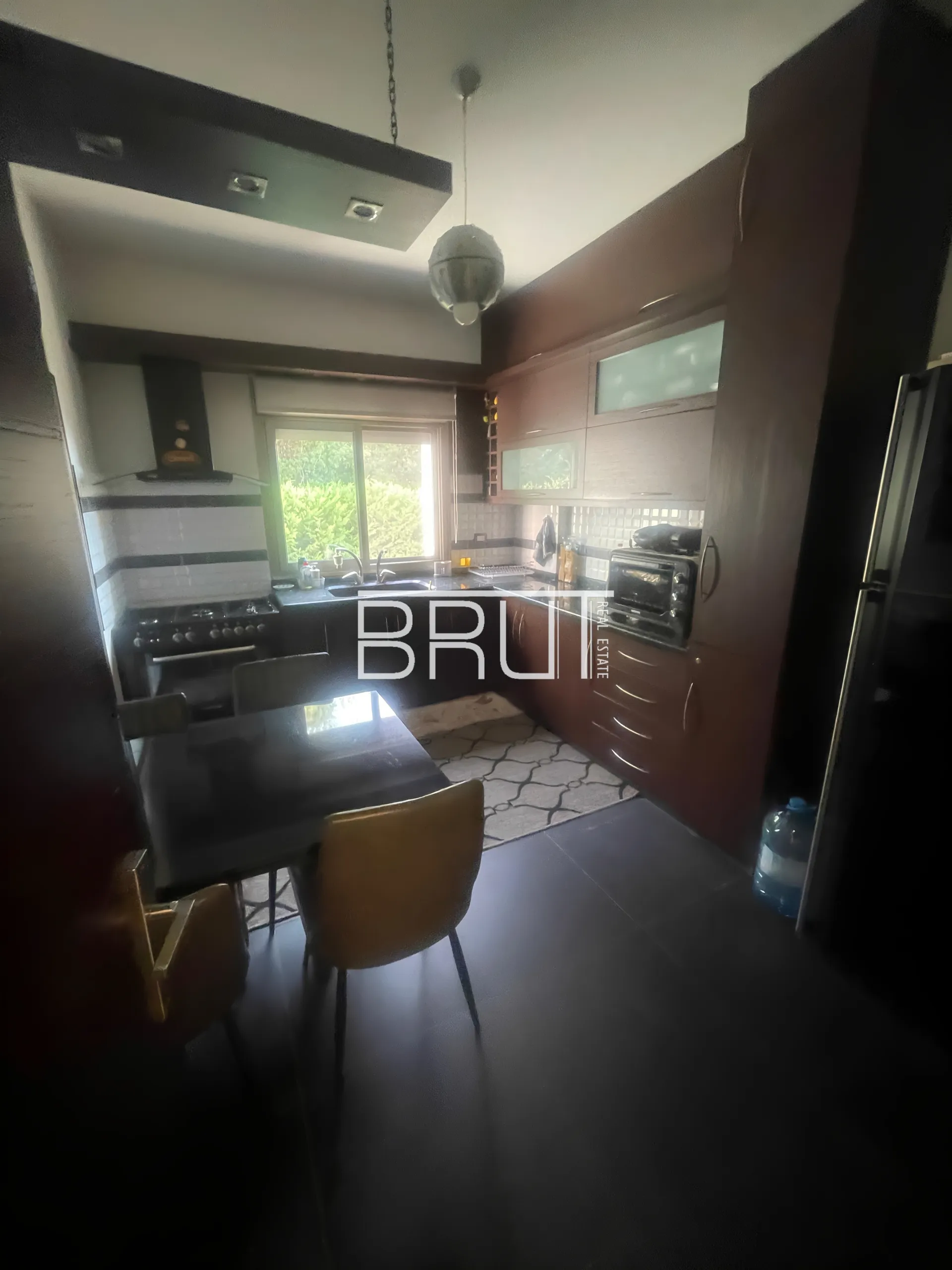 Apartment for Sale in Ballouneh