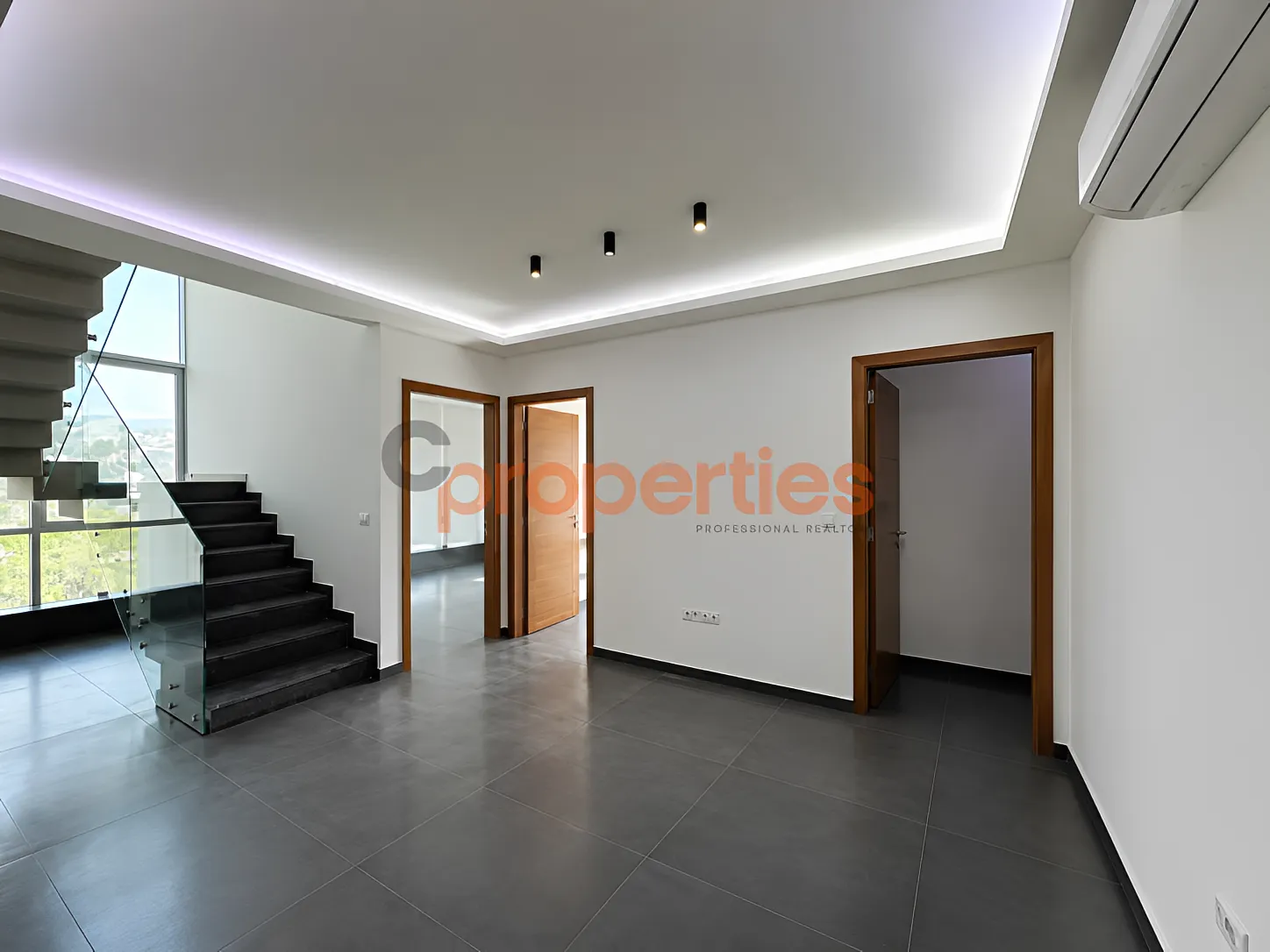 Office for rent in Dekwaneh, Lebanon