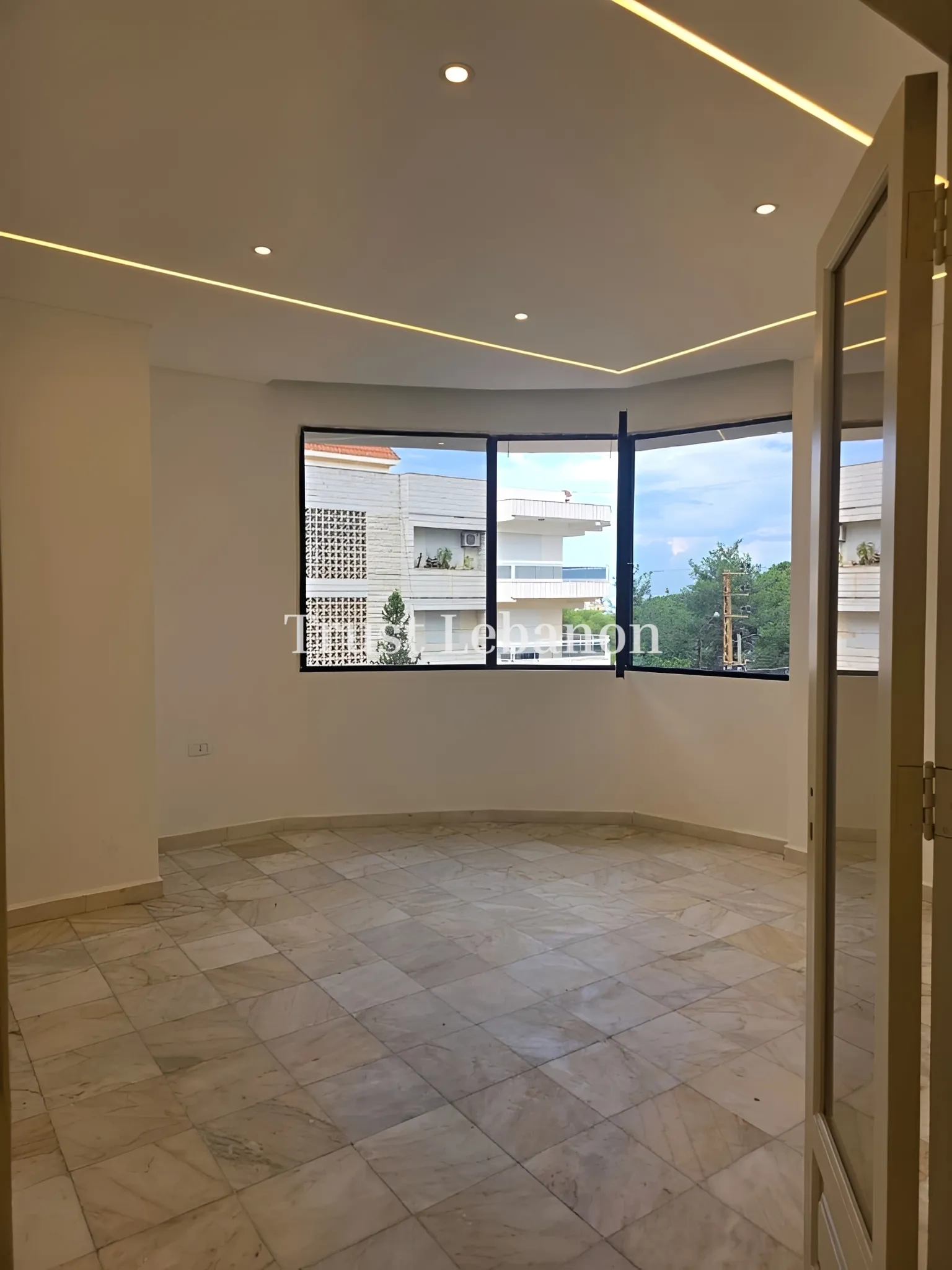 Apartment for sale in Bchamoun