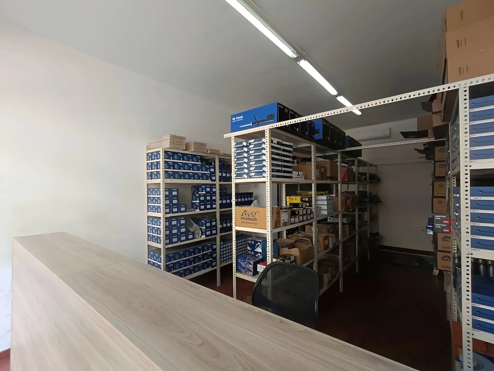 Shop for Rent in Sad El Baouchriyeh