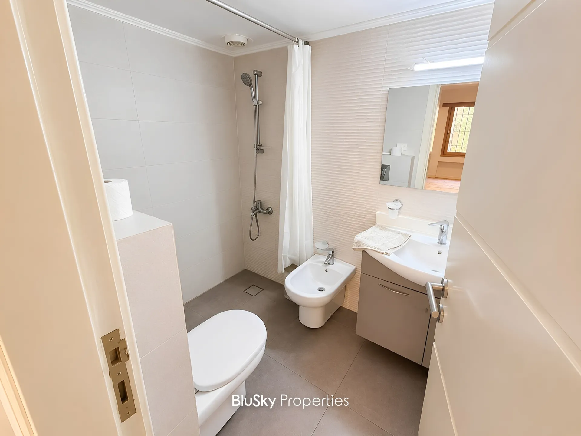 Apartment for rent in Ain saadeh, lebanon