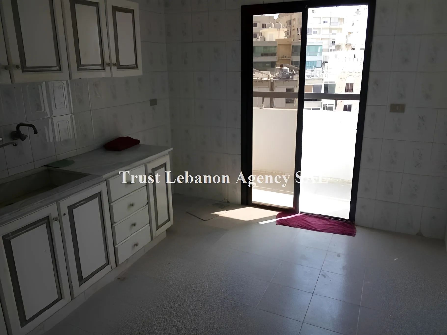 Apartment for Sale in Aramoun Alay