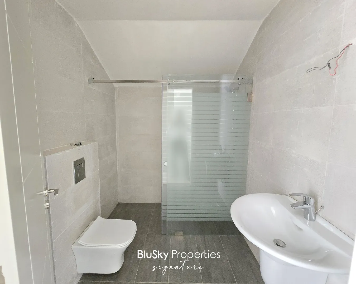 Duplex for sale in Mansourieh, lebanon