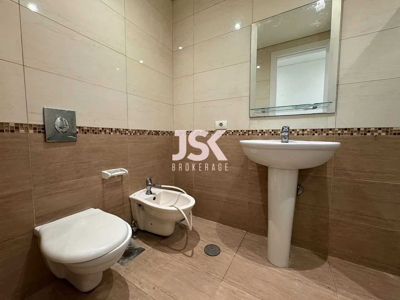 Apartment for Sale in Ras Beirut