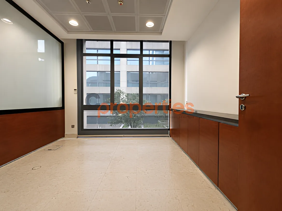Office for Rent in Hamra