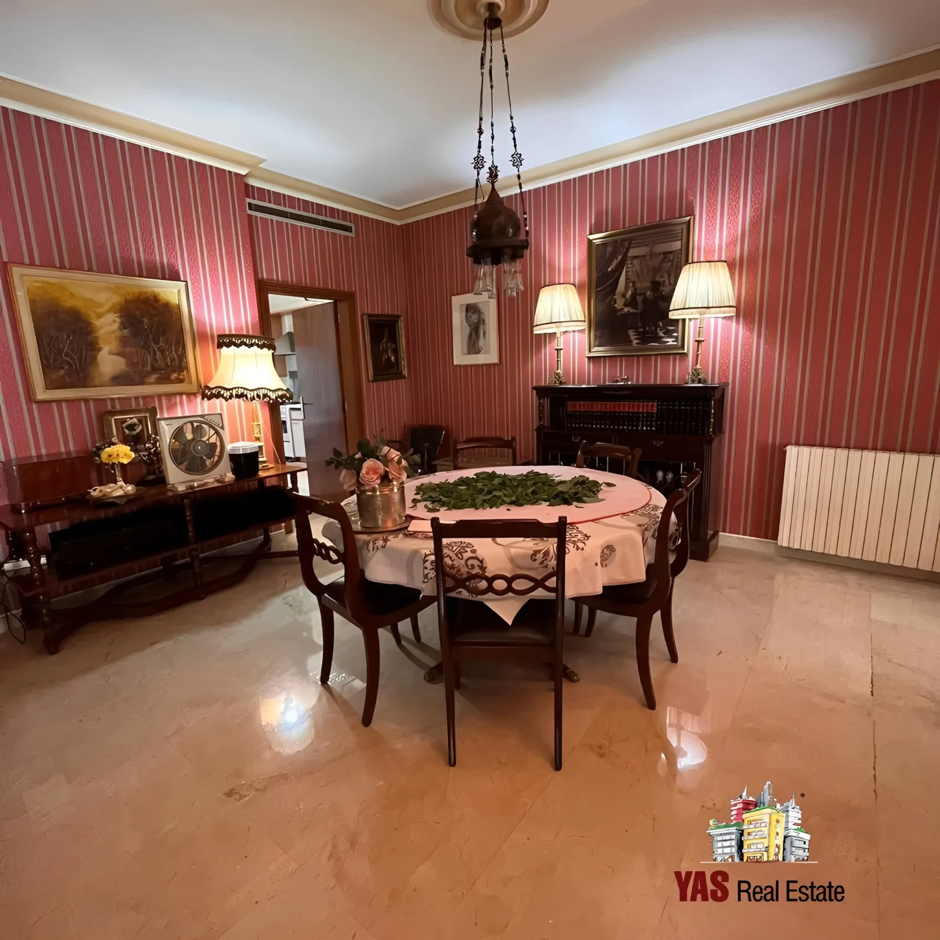 Apartment for Sale in Achrafieh - 3 bed, 5 bath