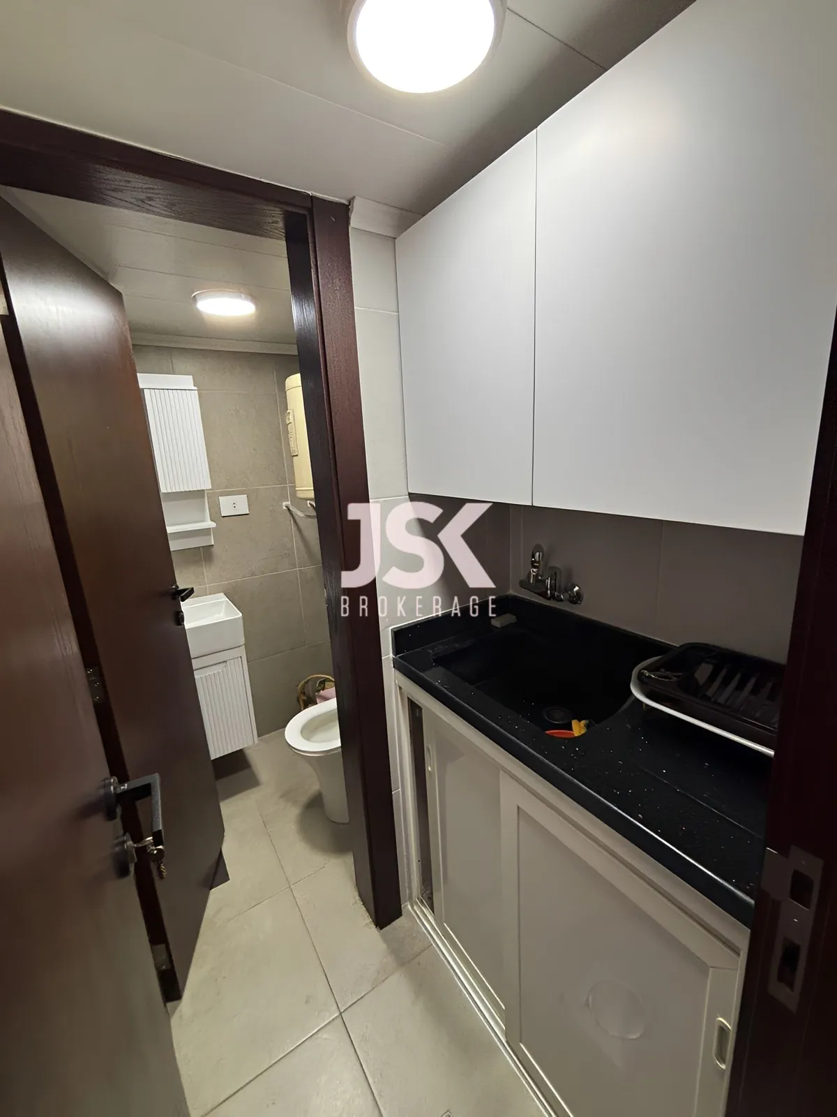 Office for Rent in Mtaileb