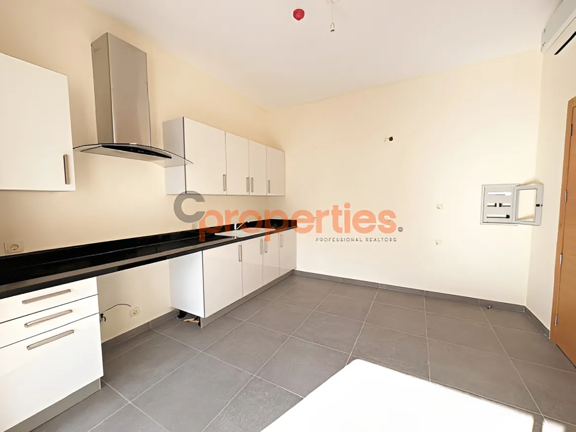 Apartment for Rent in Louaizeh