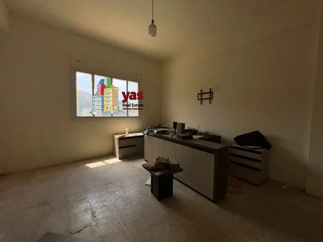Warehouse for rent in Adonis