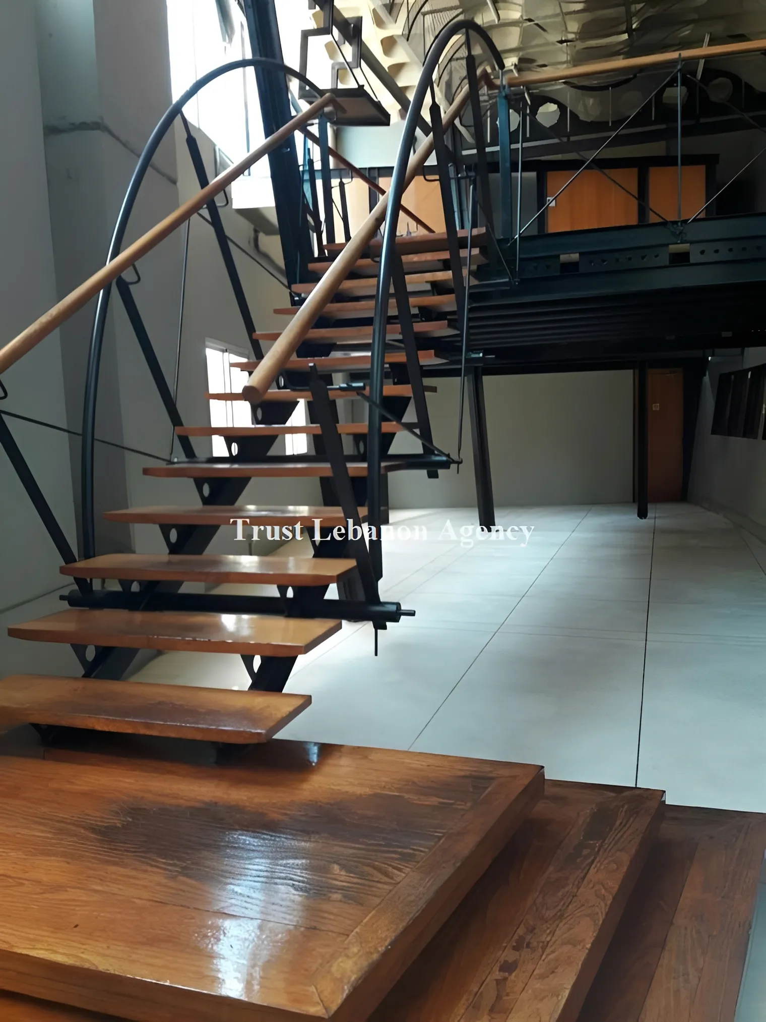 Office for sale in Metn, Mkalles
