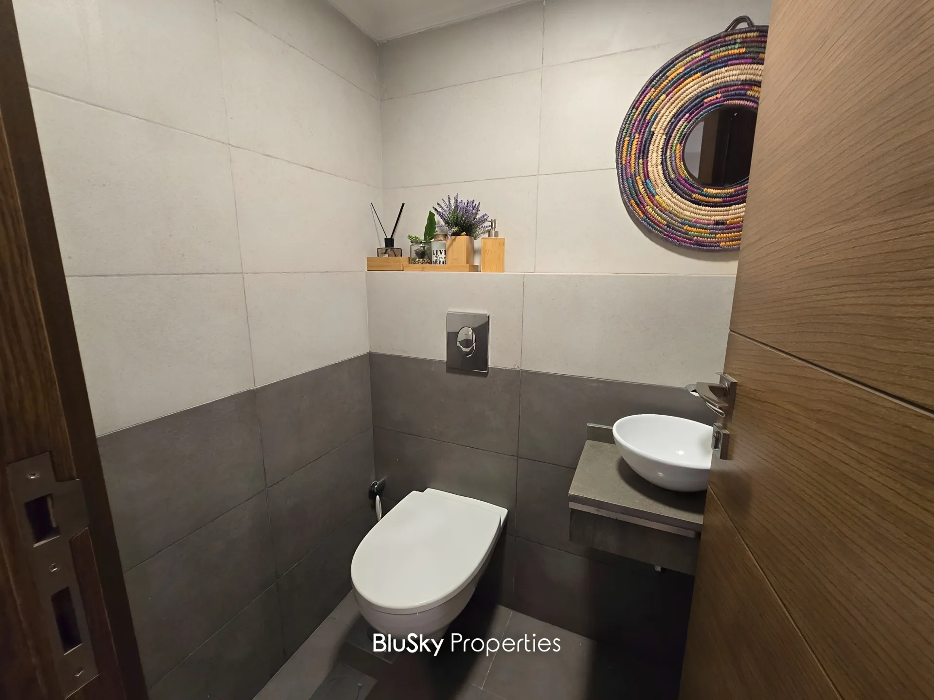 Apartment for rent in Mansourieh, lebanon