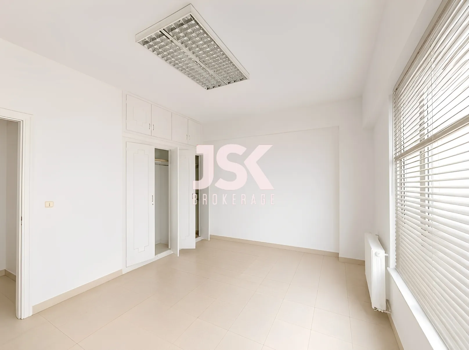 Office for Rent  in Achrafieh