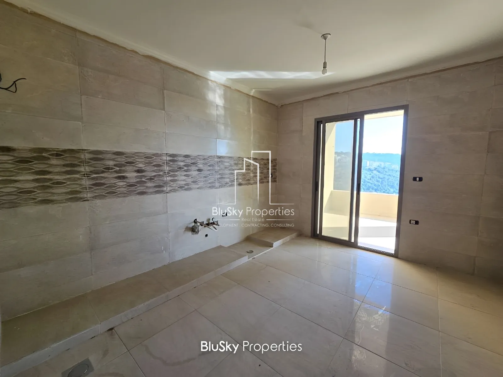Apartment for Sale in Mansourieh - 3 bed, 2 bath