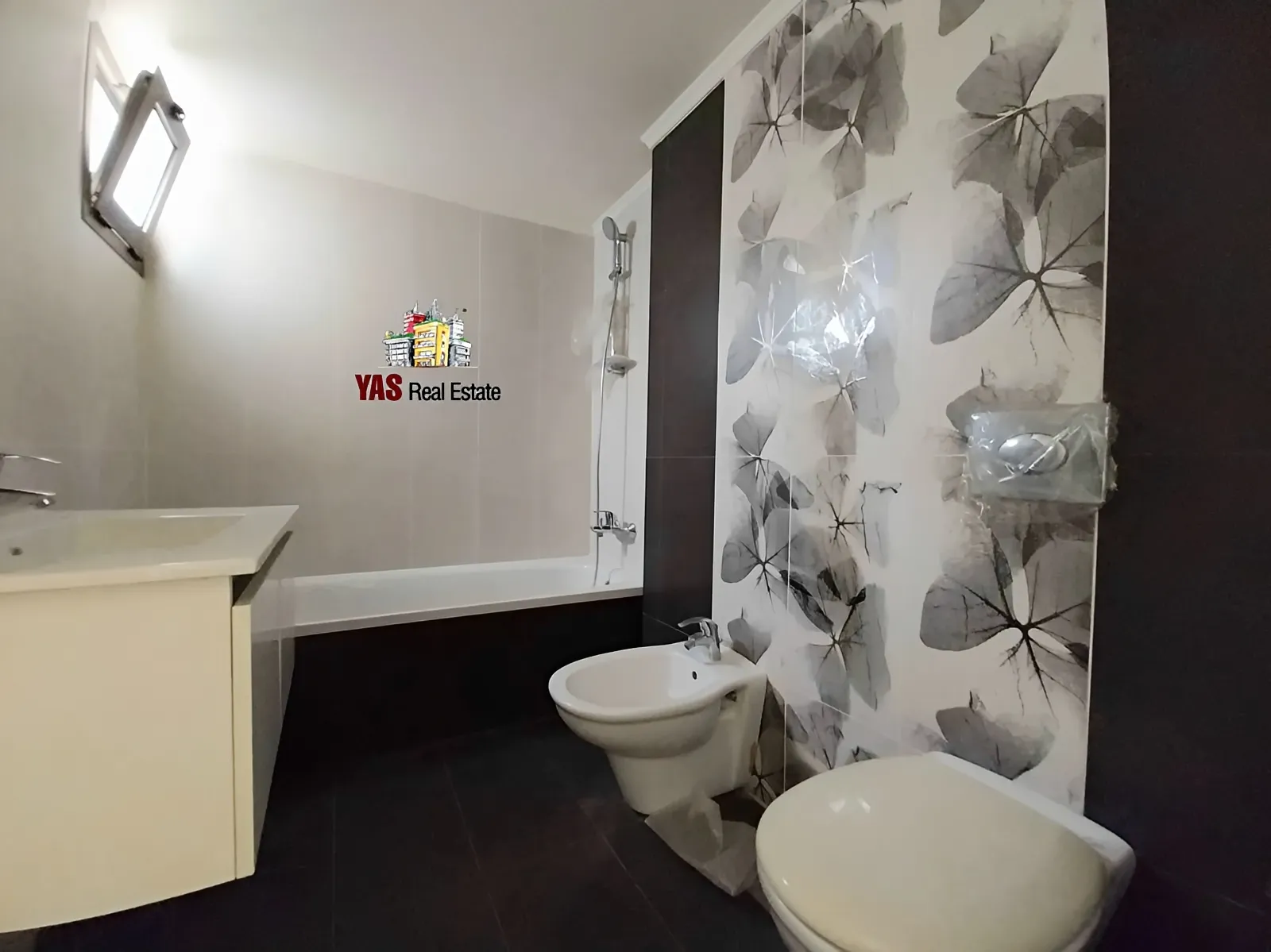 Apartment for Sale in Kfar Hbab - 3 bed, 4 bath