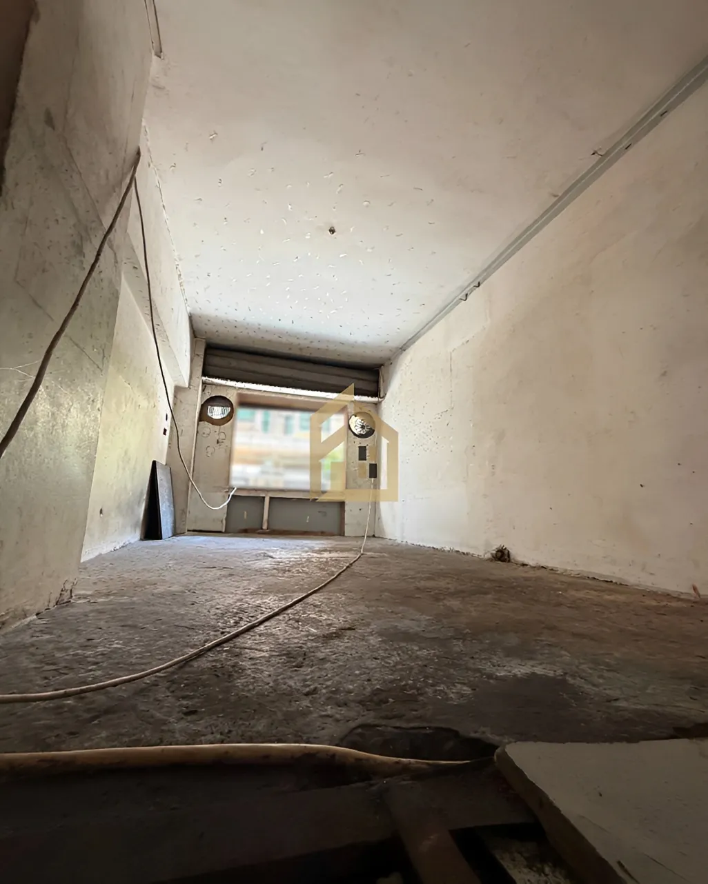 Shop for rent in Hamra, Beirut, Lebanon