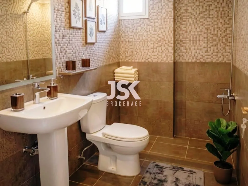 Apartment for Sale in Forn El Chebbak