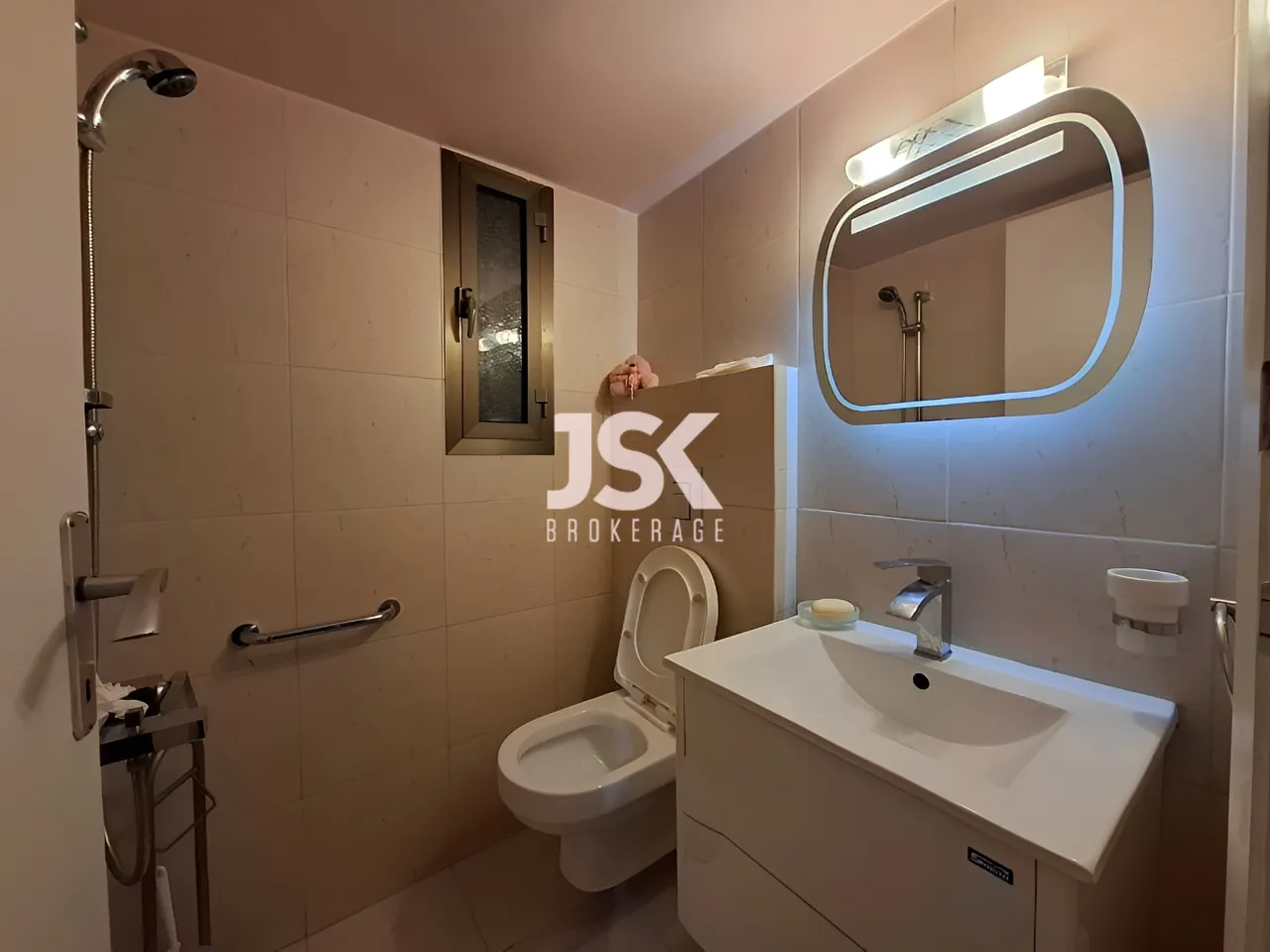 Apartment for Sale in Ajaltoun
