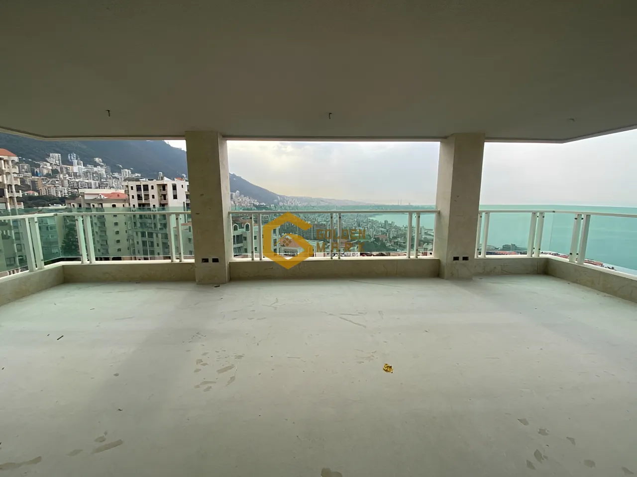 Triplex for Sale in Sahel Aalma