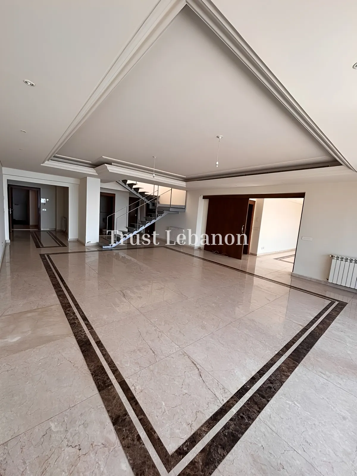 Penthouse for sale in Monteverde Main Street، Moutazah, Lebanon